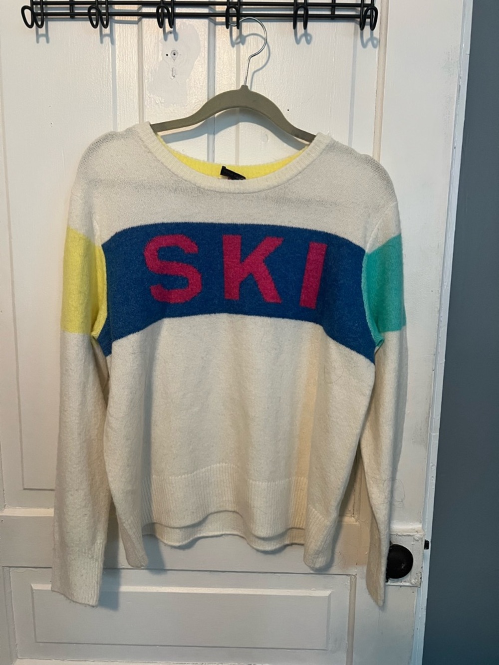 Vince Camuto White Crewneck Sweater with Blue Panel and Pink 'SKI'